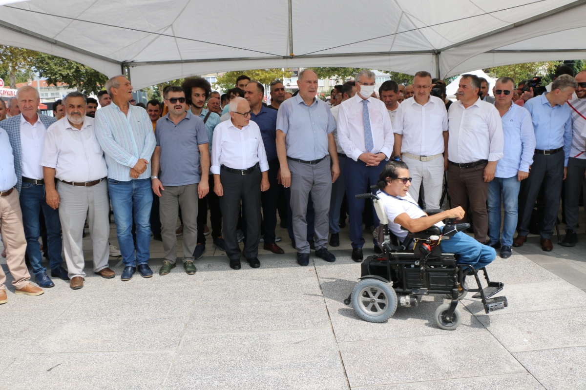 Sakarya Büyükşehir Belediyesi Ulaşım filosunu 18 yeni araç ekledi