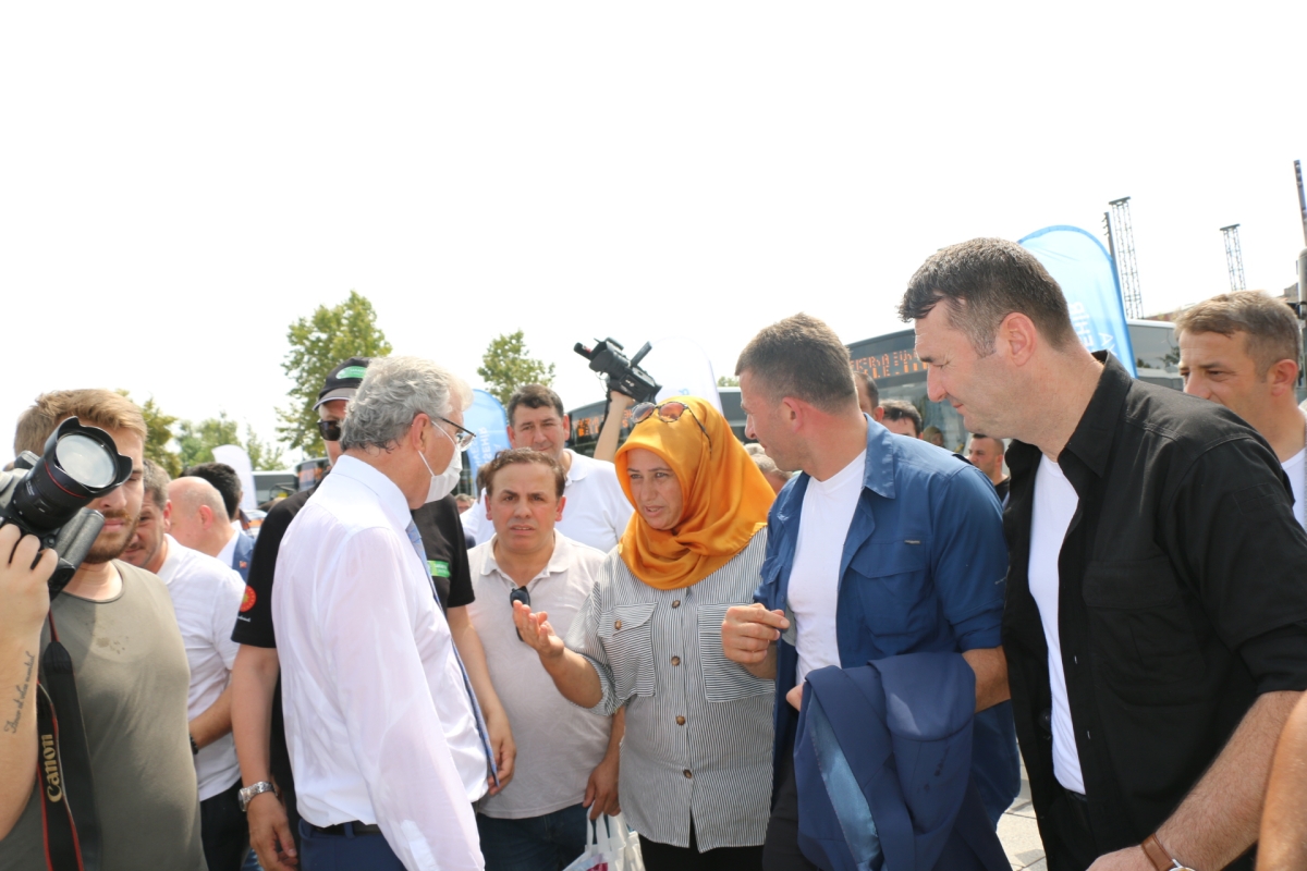 Sakarya Büyükşehir Belediyesi Ulaşım filosunu 18 yeni araç ekledi
