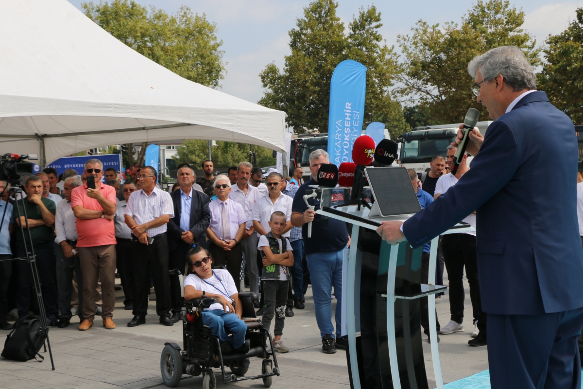 Sakarya Büyükşehir Belediyesi Ulaşım filosunu 18 yeni araç ekledi 