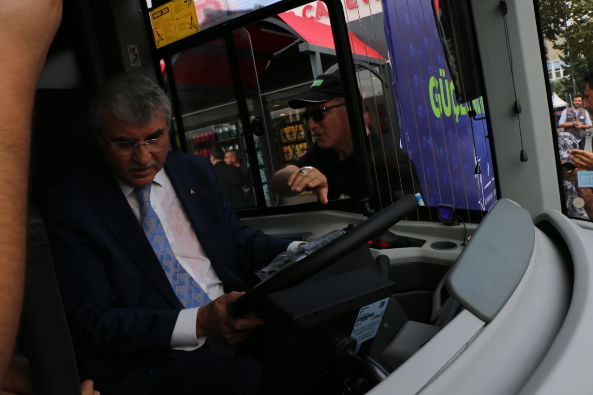 Sakarya Büyükşehir Belediyesi Ulaşım filosunu 18 yeni araç ekledi