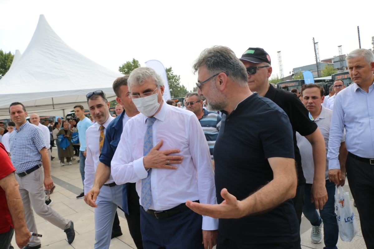 Sakarya Büyükşehir Belediyesi Ulaşım filosunu 18 yeni araç ekledi