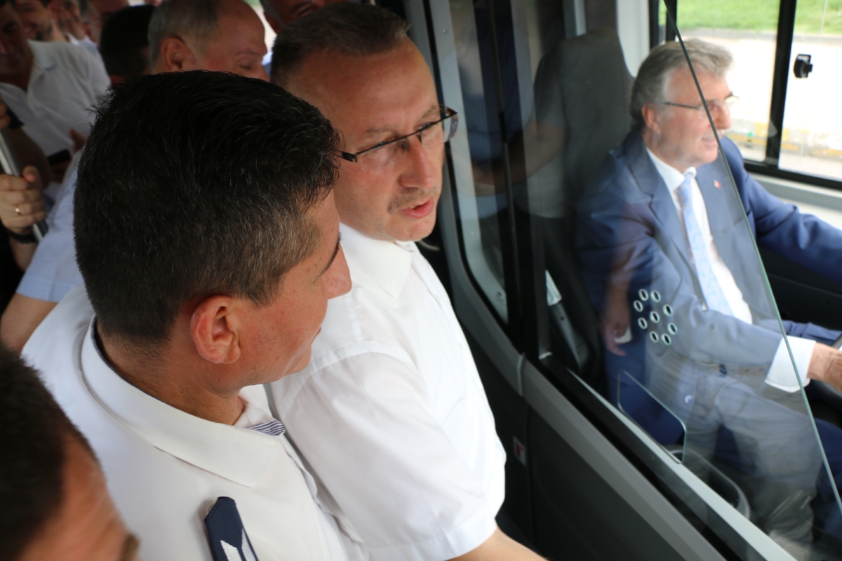 Sakarya Büyükşehir Belediyesi Ulaşım filosunu 18 yeni araç ekledi