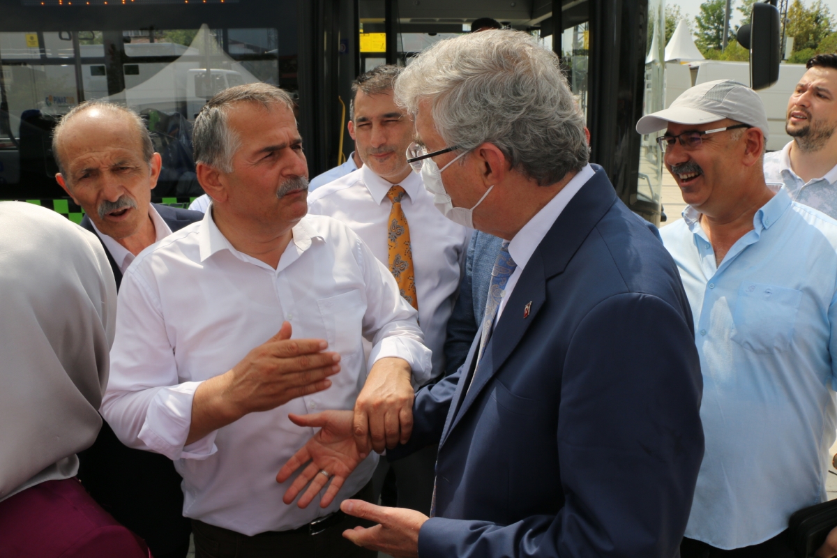 Sakarya Büyükşehir Belediyesi Ulaşım filosunu 18 yeni araç ekledi