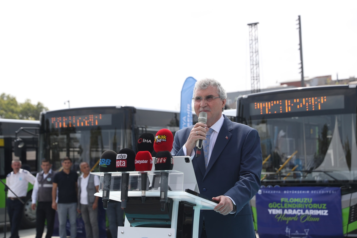 Sakarya Büyükşehir Belediyesi Ulaşım filosunu 18 yeni araç ekledi