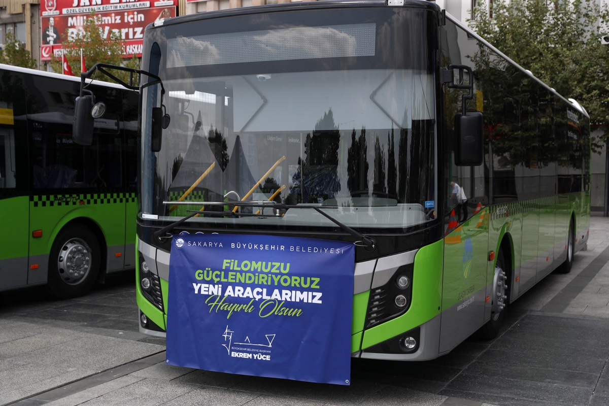 Sakarya Büyükşehir Belediyesi Ulaşım filosunu 18 yeni araç ekledi
