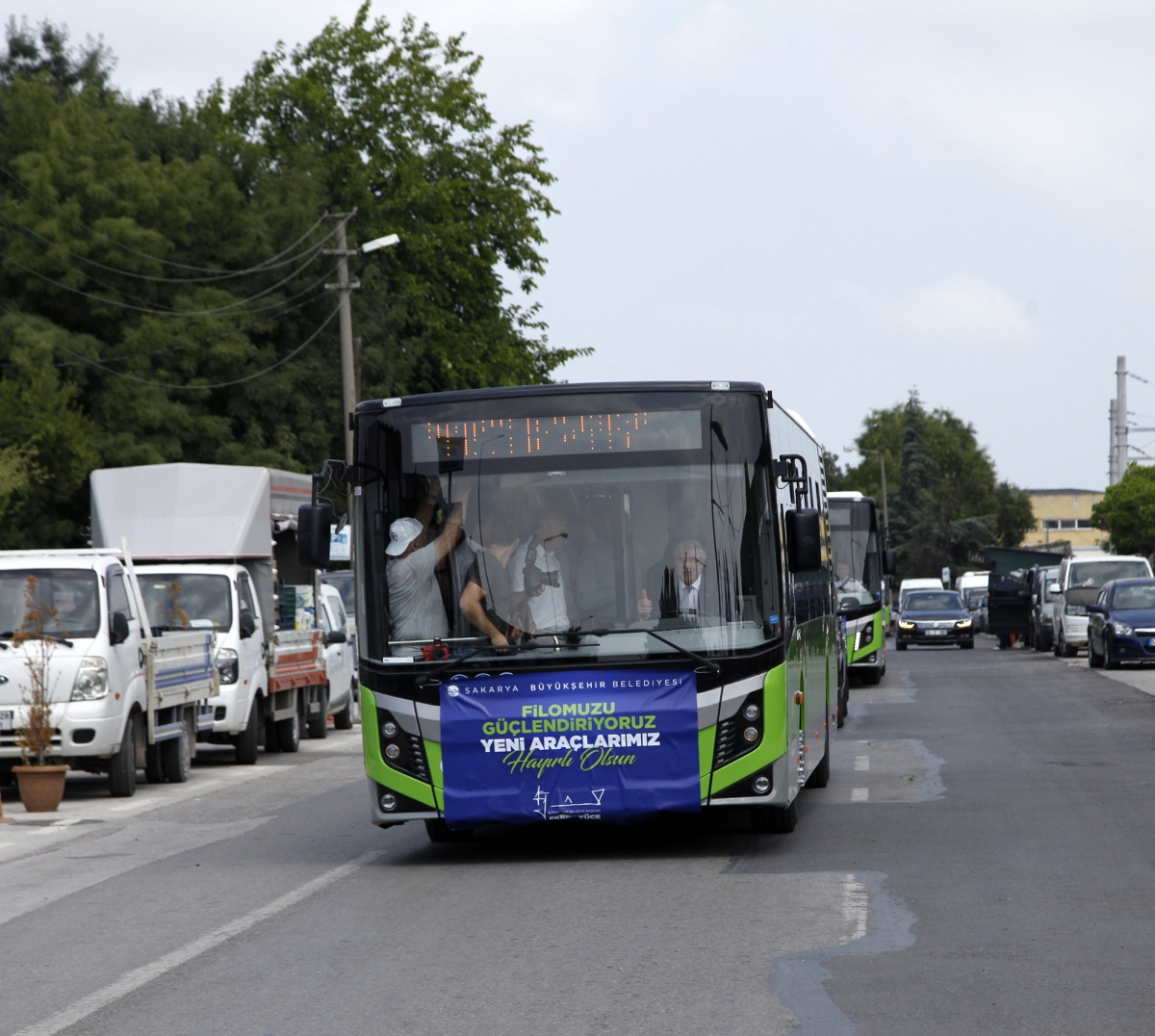 Sakarya Büyükşehir Belediyesi Ulaşım filosunu 18 yeni araç ekledi