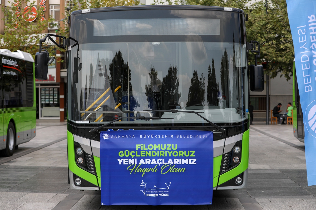 Sakarya Büyükşehir Belediyesi Ulaşım filosunu 18 yeni araç ekledi