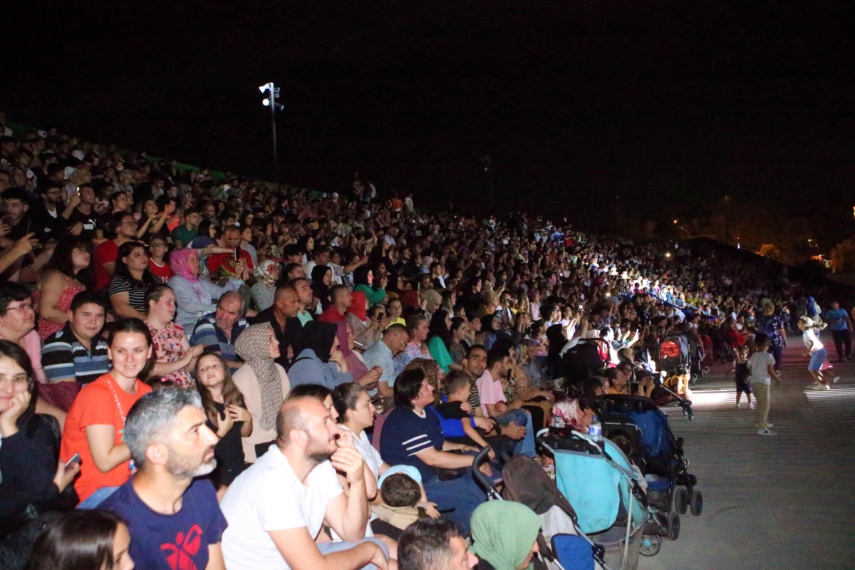 Doğukan Manço Sakarya'da