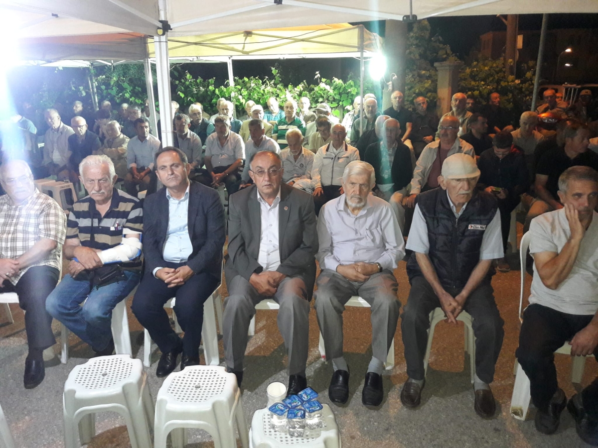 Başkan Erdal Erdem MERHUM ANNESİ İÇİN MEVLİT OKUTTU