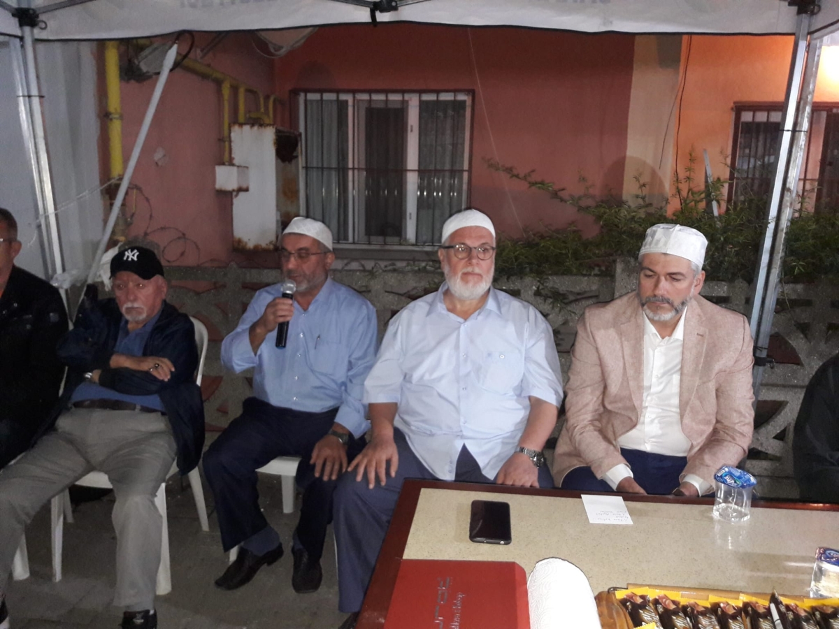 Başkan Erdal Erdem MERHUM ANNESİ İÇİN MEVLİT OKUTTU