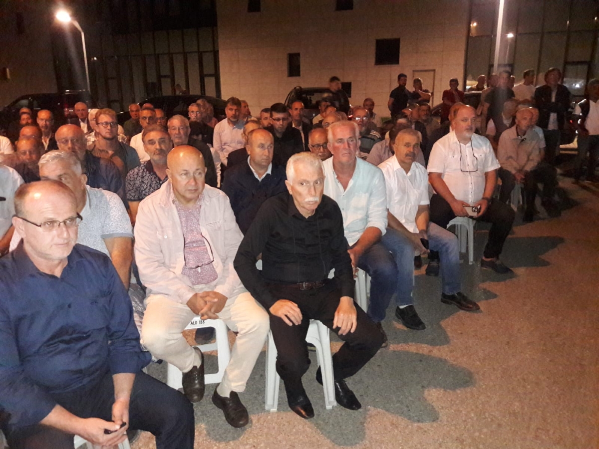 Başkan Erdal Erdem MERHUM ANNESİ İÇİN MEVLİT OKUTTU