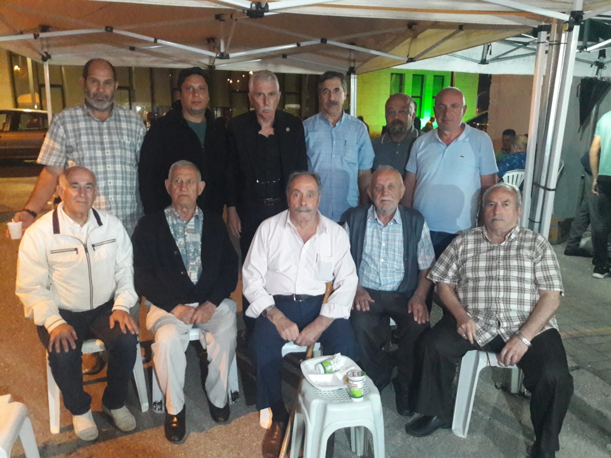 Başkan Erdal Erdem MERHUM ANNESİ İÇİN MEVLİT OKUTTU