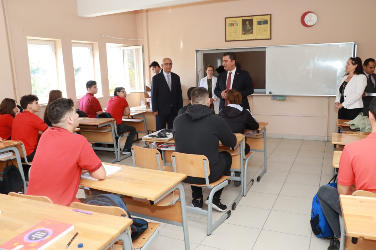 Savaşçı, Sapanca Anadolu Lisesini Ziyaret Etti