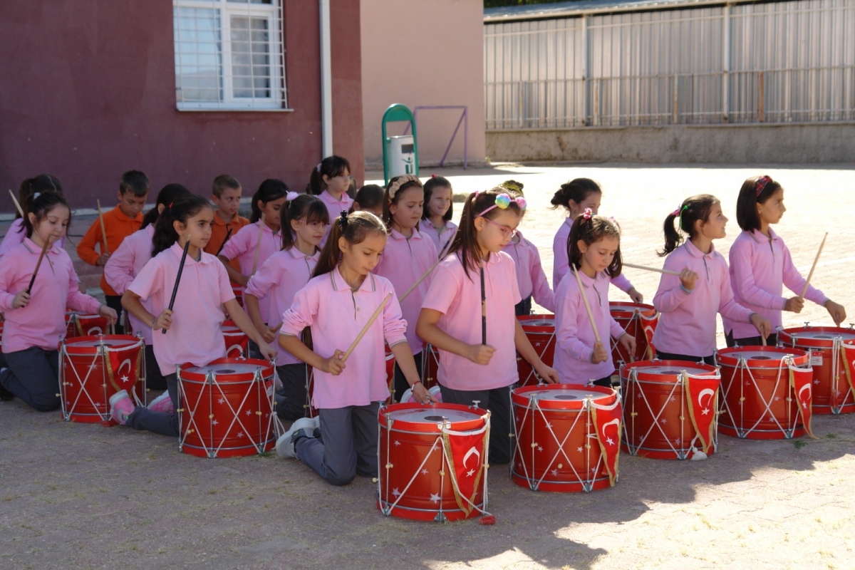 Bilecik Pazaryeri ilçesinde İlköğretim haftası kutlamalarından kareler