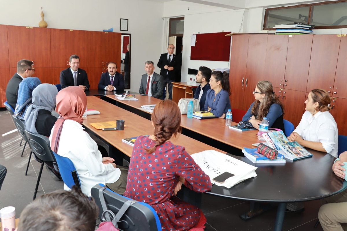 Savaşçı'dan Ferizli'de Okul Ziyaretleri