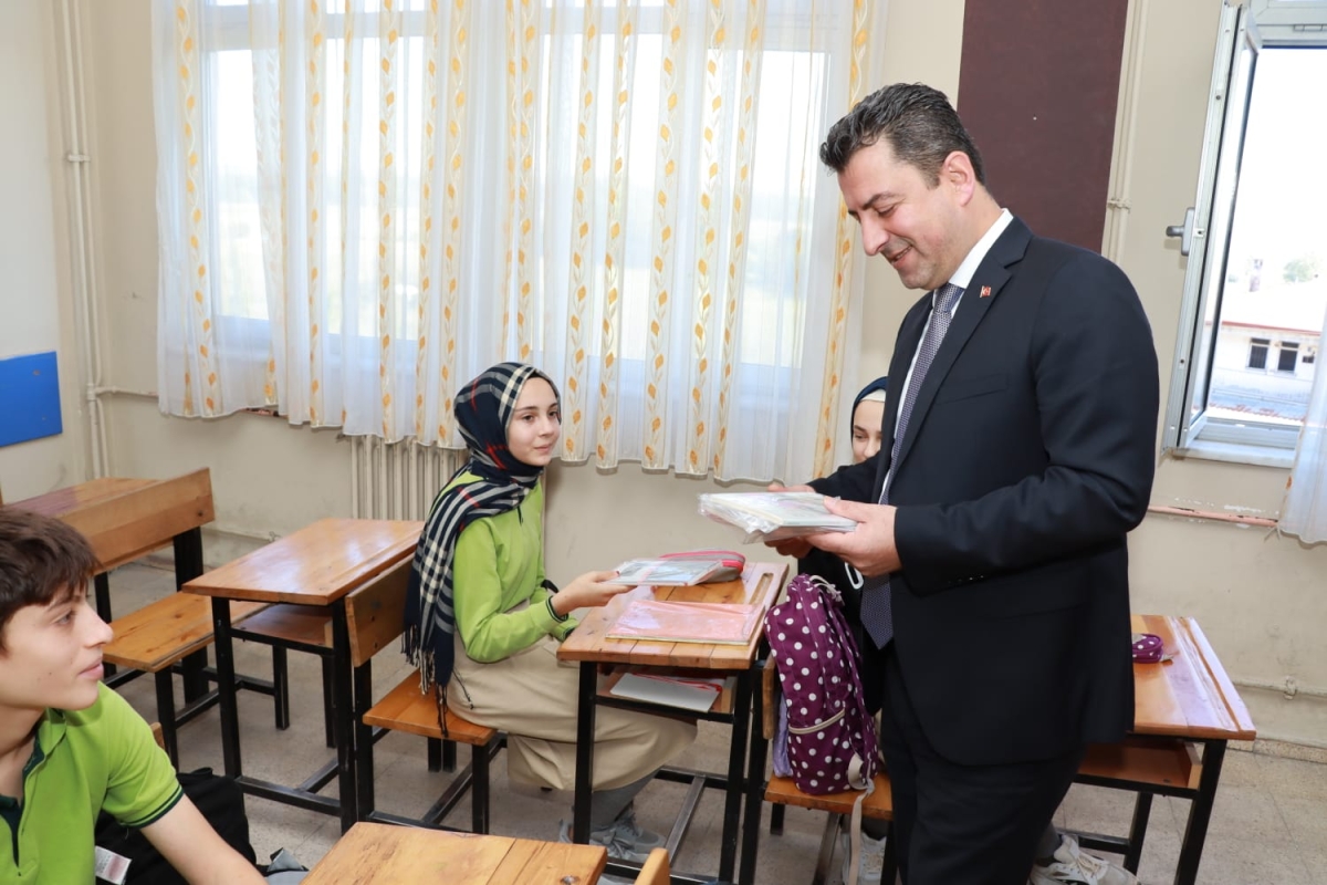 Ferizli Hatice Aslan İlk ve Ortaokulundan KARELER