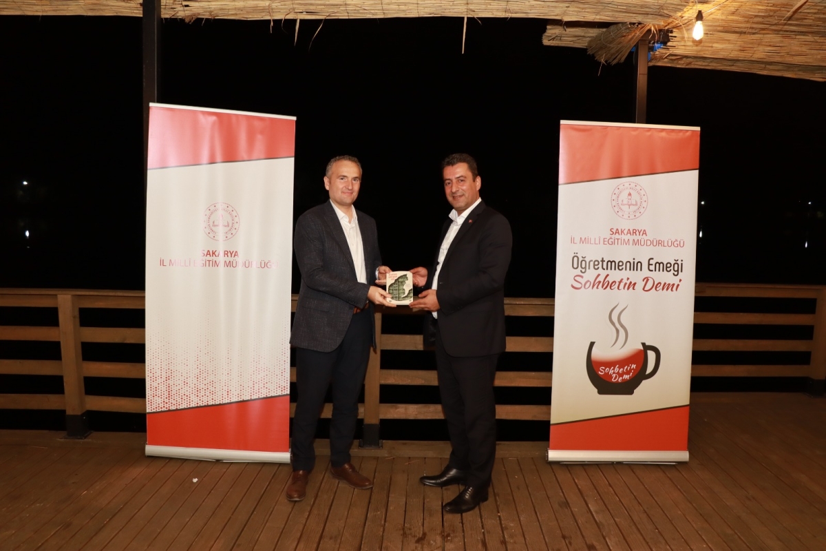 Yeni eğitim yılının ilk öğretmen buluşması Arifiye'den KARELER