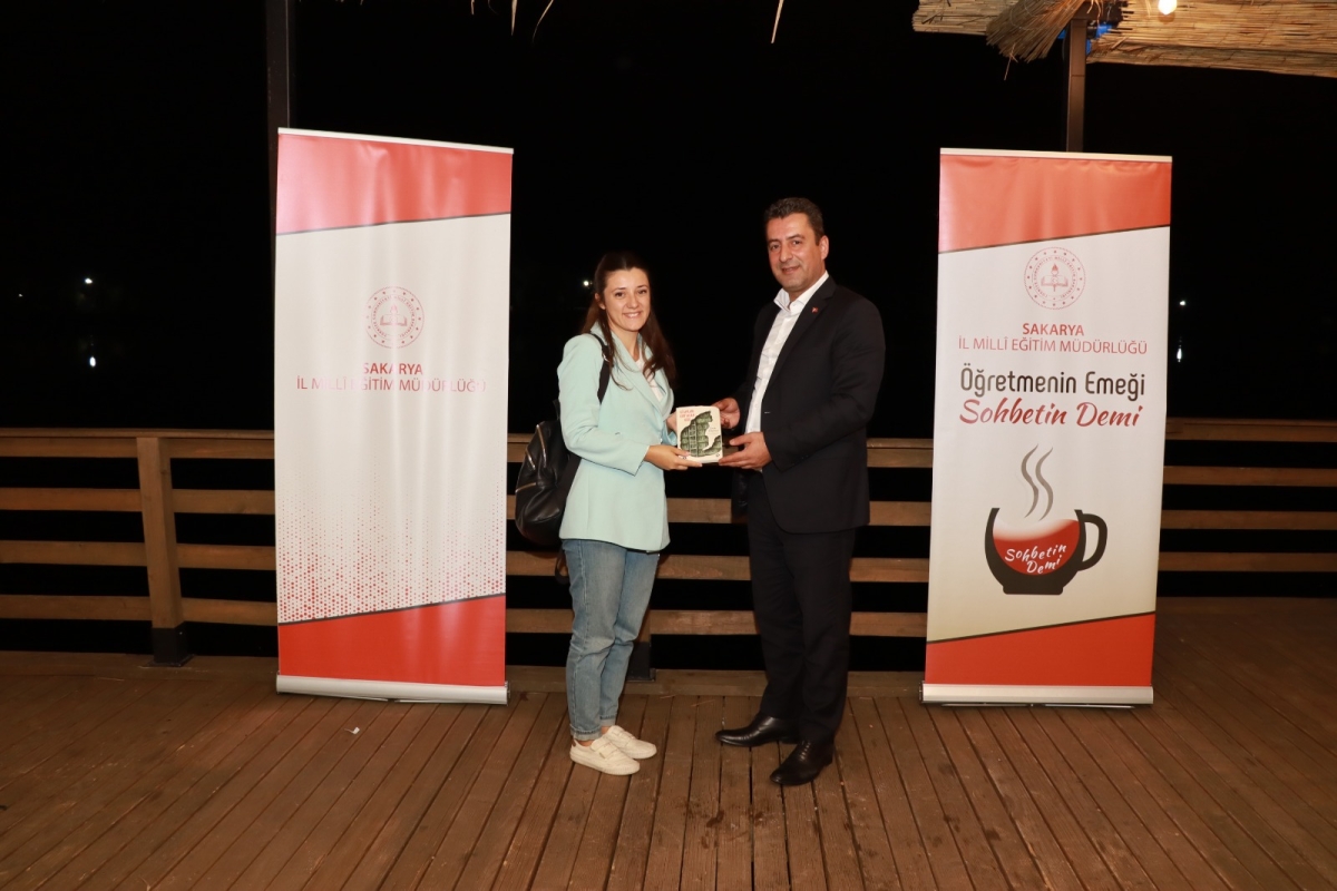 Yeni eğitim yılının ilk öğretmen buluşması Arifiye'den KARELER