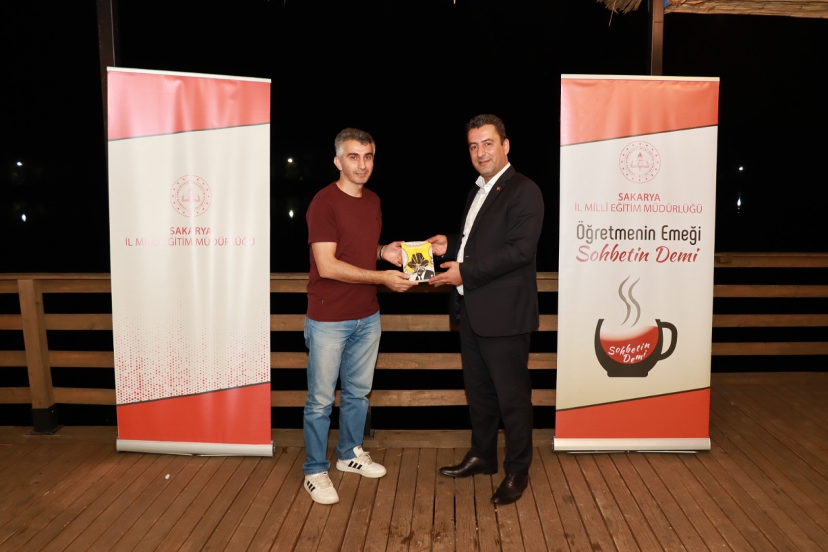 Yeni eğitim yılının ilk öğretmen buluşması Arifiye'den KARELER