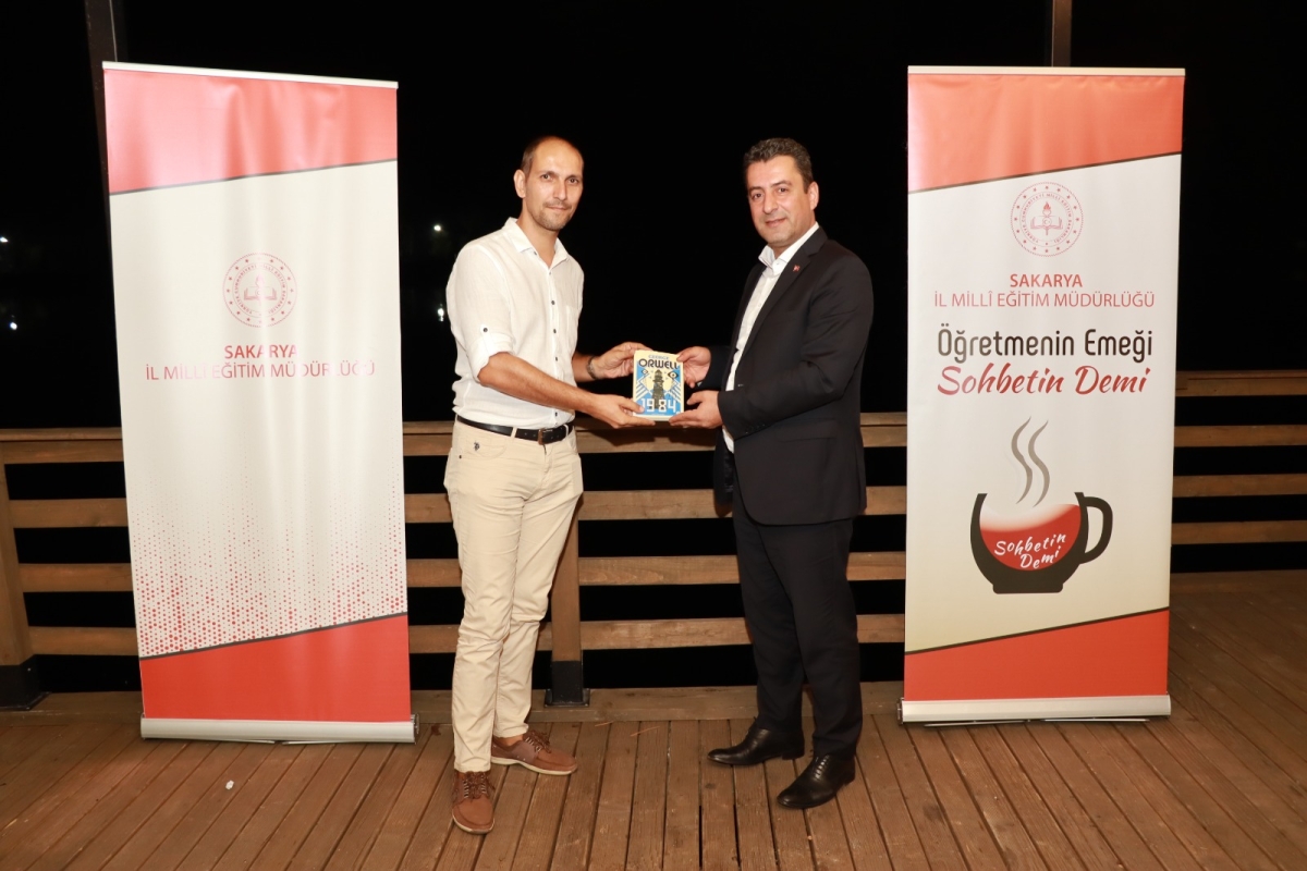 Yeni eğitim yılının ilk öğretmen buluşması Arifiye'den KARELER