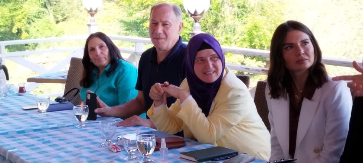 Sakarya Ak Partili Kadın Kolları Korucuk Mahallesin de