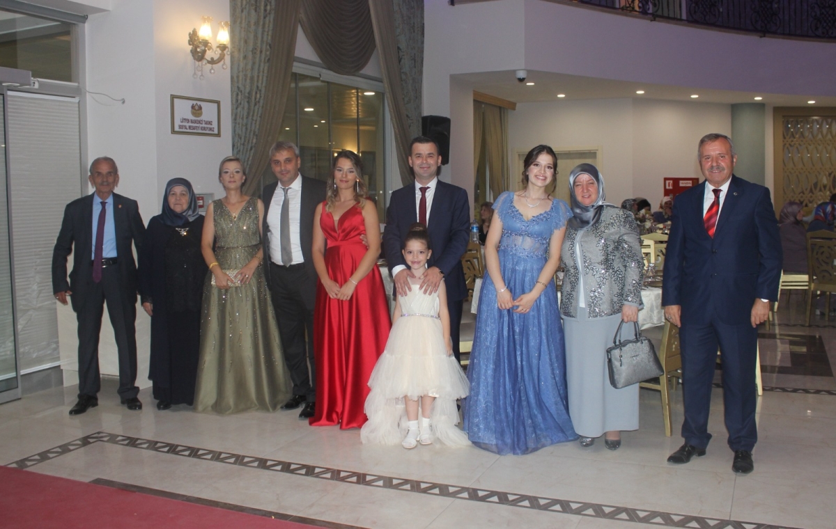 Zehra Betül ve Kurtuluş’a Mutluluklar
