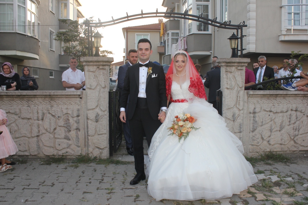 Zehra Betül ve Kurtuluş’a Mutluluklar