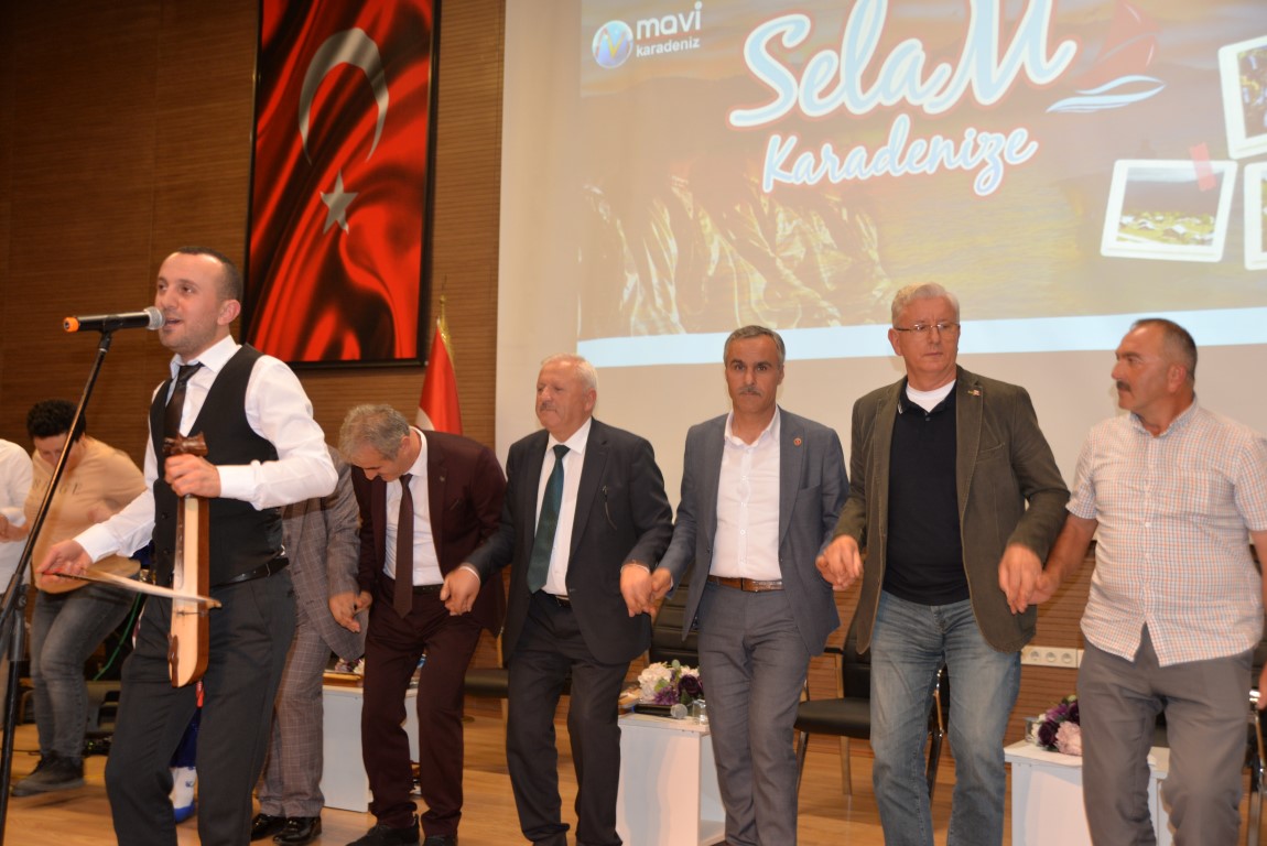 HENDEK’TE KARADENİZ RÜZGARI ESTİ