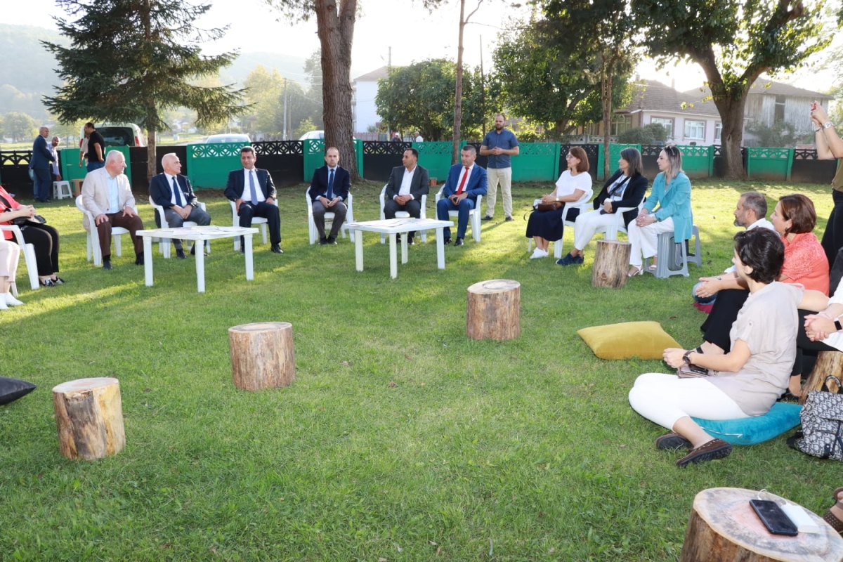 Öğretmenin Emeği Sohbetin Demi” Buluşmasından Kareler
