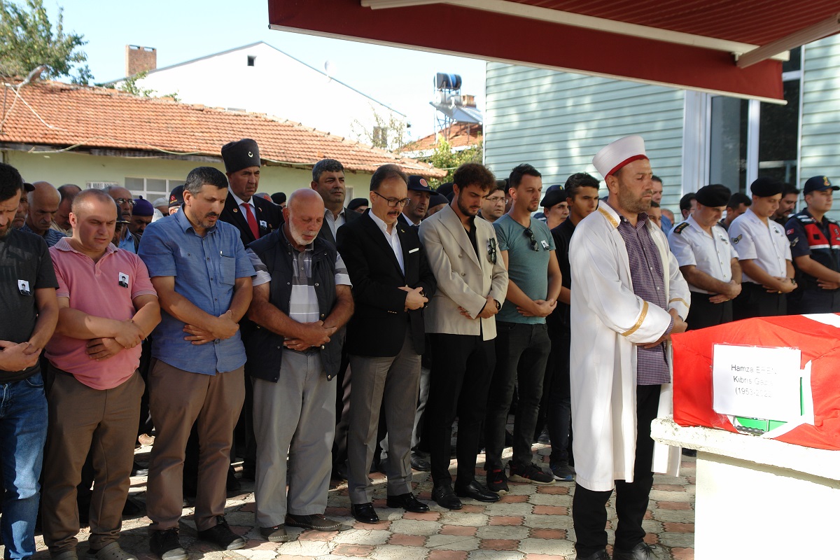 Bilecik’te Kıbrıs Gazisi son yolculuğuna uğurlandı