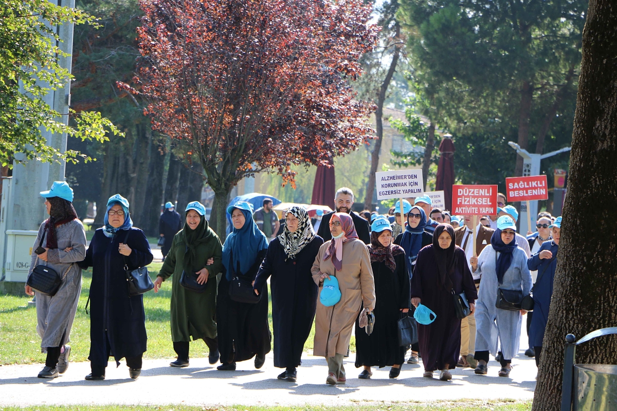 Sağlıklı yaşlanmak için yürüyüşü ihmal etmeyin