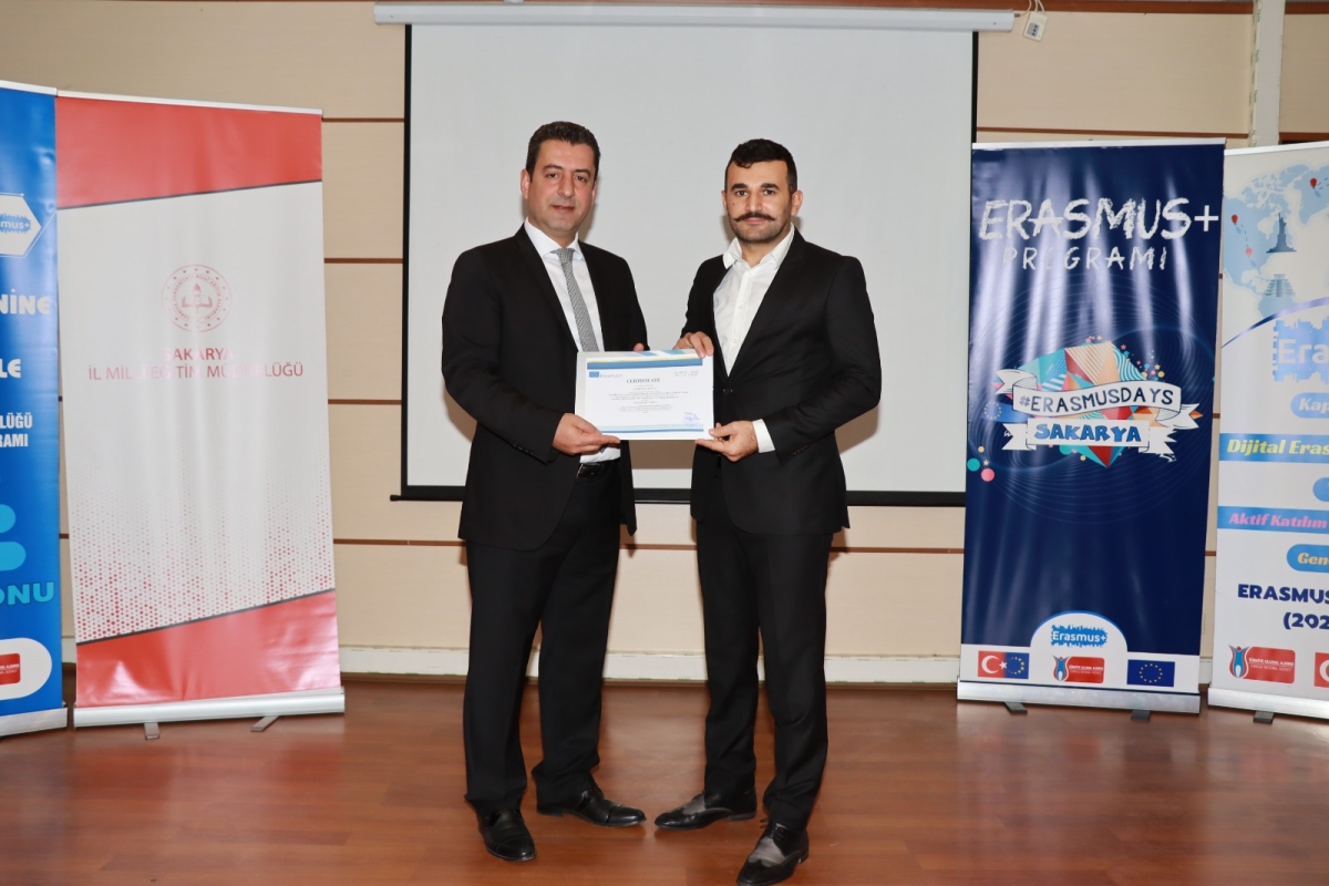 Sakarya İl Millî Eğitim Müdürlüğü Erasmus+ Mesleki Eğitim Akreditasyonu Sertifika Töreni