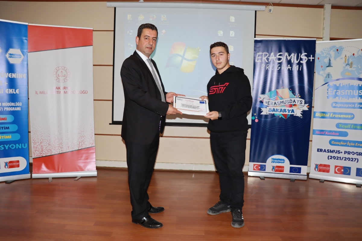 Sakarya İl Millî Eğitim Müdürlüğü Erasmus+ Mesleki Eğitim Akreditasyonu Sertifika Töreni