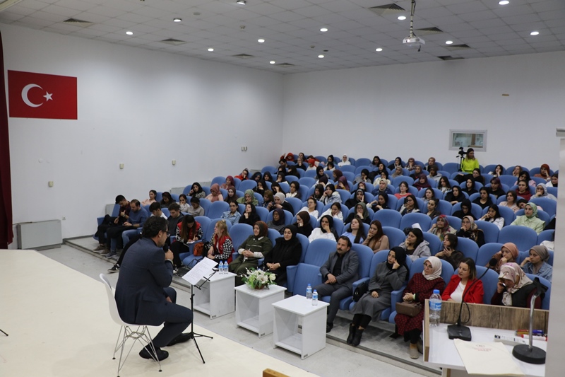 GENÇLİK MERKEZİNDEN MUHTEŞEM GECE