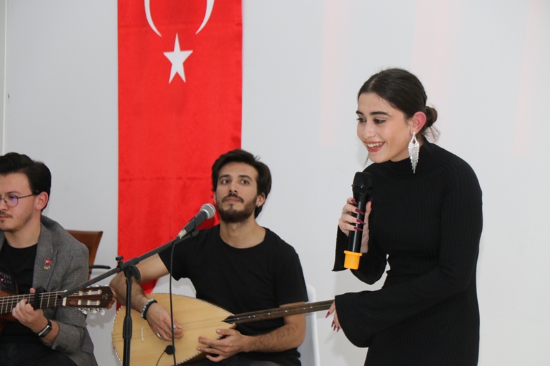 GENÇLİK MERKEZİNDEN MUHTEŞEM GECE