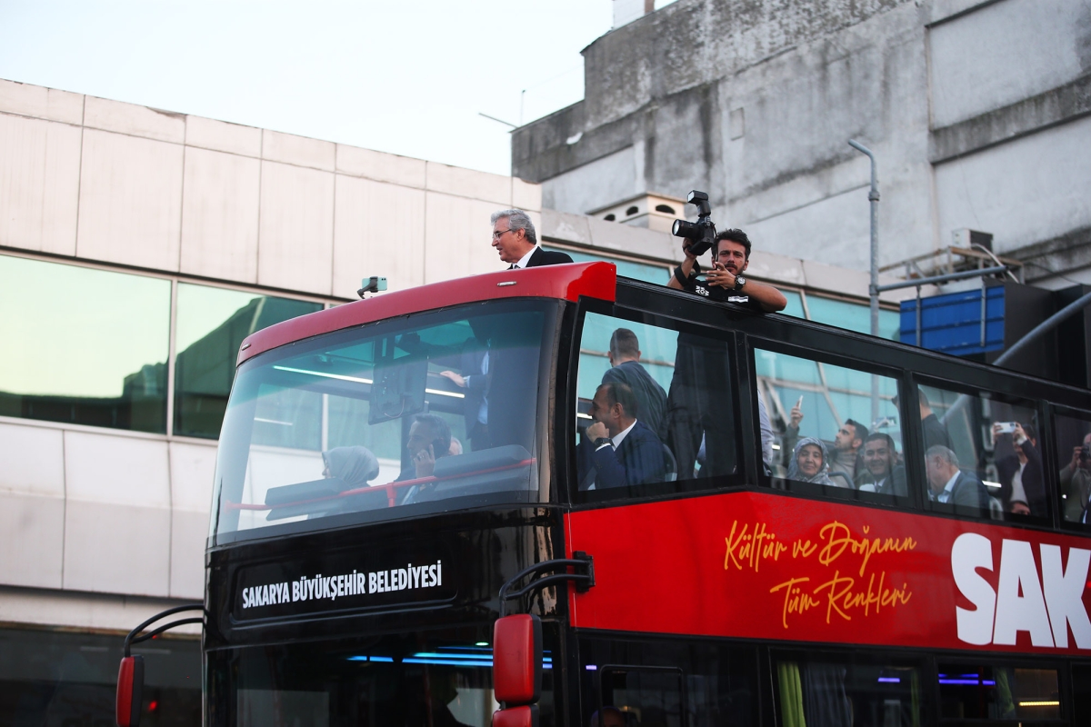 Üstü açık turizm otobüsü Sakarya'yı keşfe çıkıyor: 
