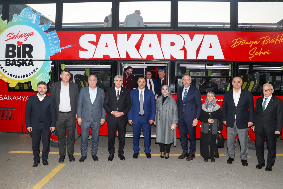 Üstü açık turizm otobüsü Sakarya'yı keşfe çıkıyor: 