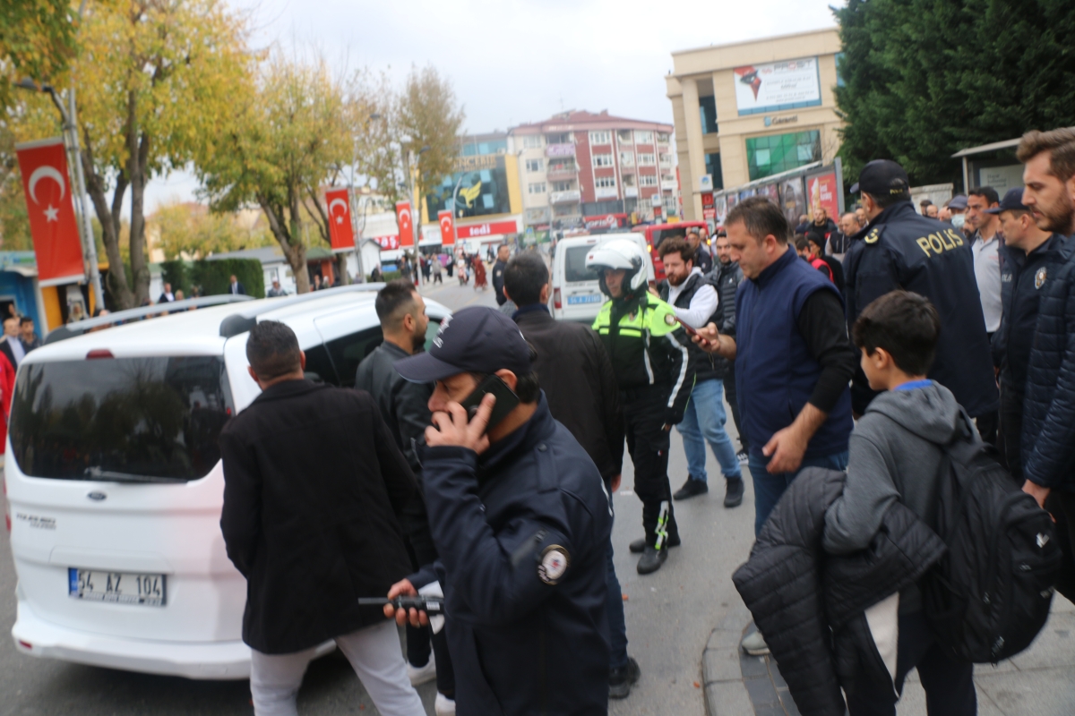 Sakarya Büyükşehir karşısında intihar girişimi