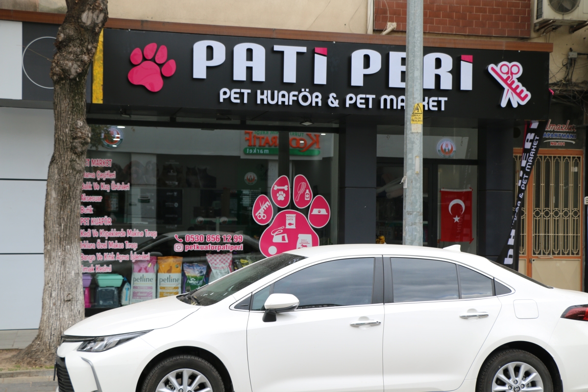 PATİ PERİ Elif Büşra KELAĞALAR Pet Kuaför & Pet Market Sakarya'da 