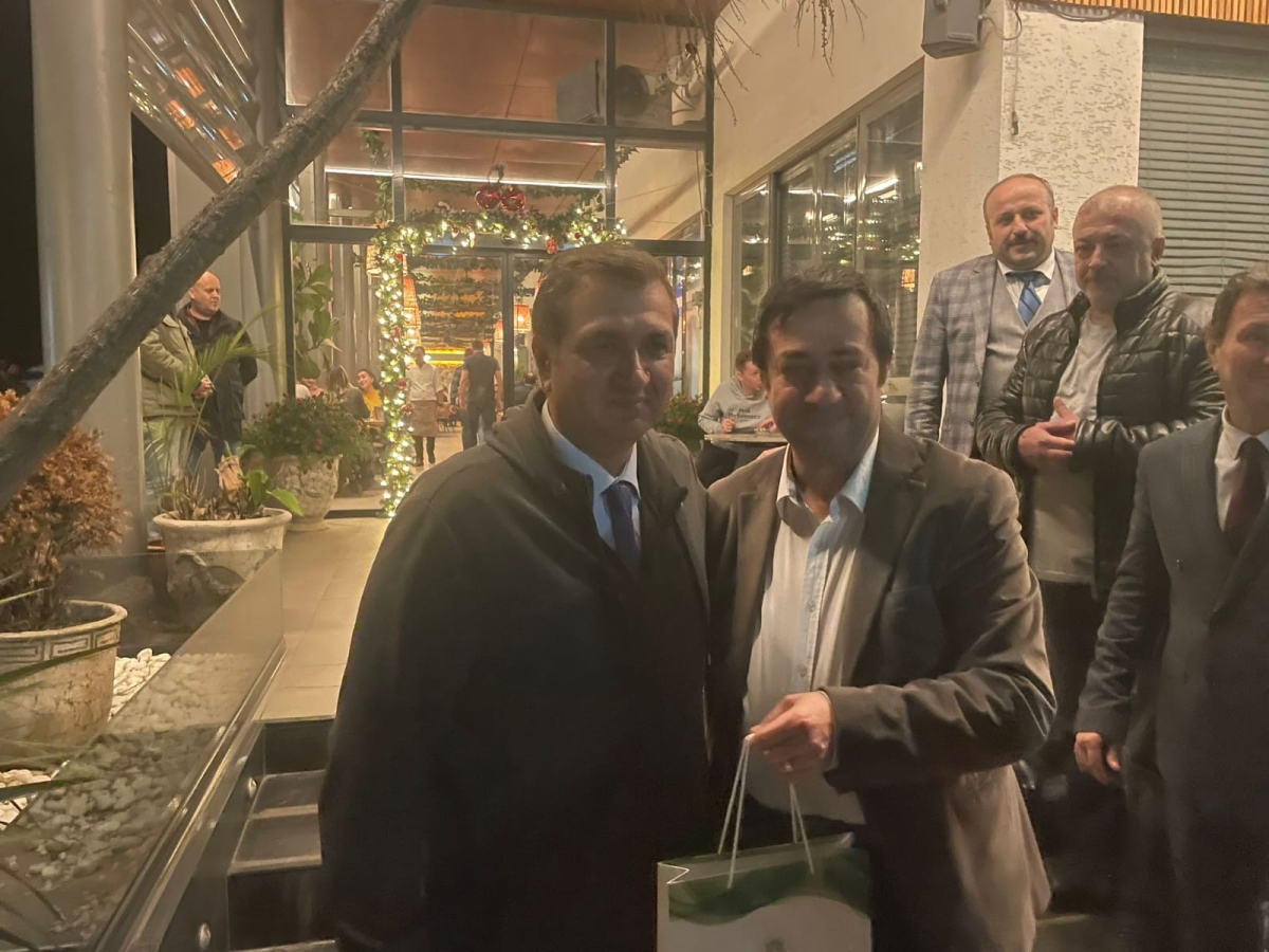 Sakarya Aşıklarını Sakaryalı Yalova Subaşı Belediye Başkanı Sayın Turan Canbay Yalova'da Ağırladı.