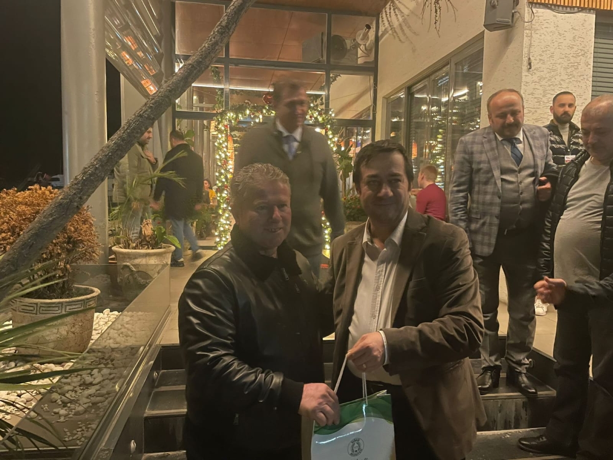 Sakarya Aşıklarını Sakaryalı Yalova Subaşı Belediye Başkanı Sayın Turan Canbay Yalova'da Ağırladı.