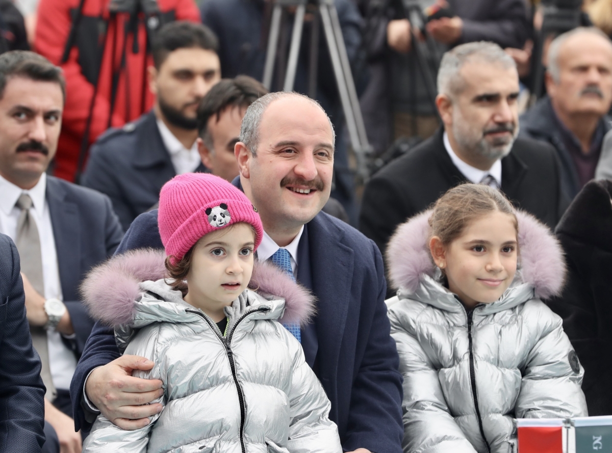 NG KÜTAHYA SERAMİK 100 MİLYON AVROLUK 8. FABRİKA YATIRIMININ STARTINI VERDİ MUSTAFA VARANK: