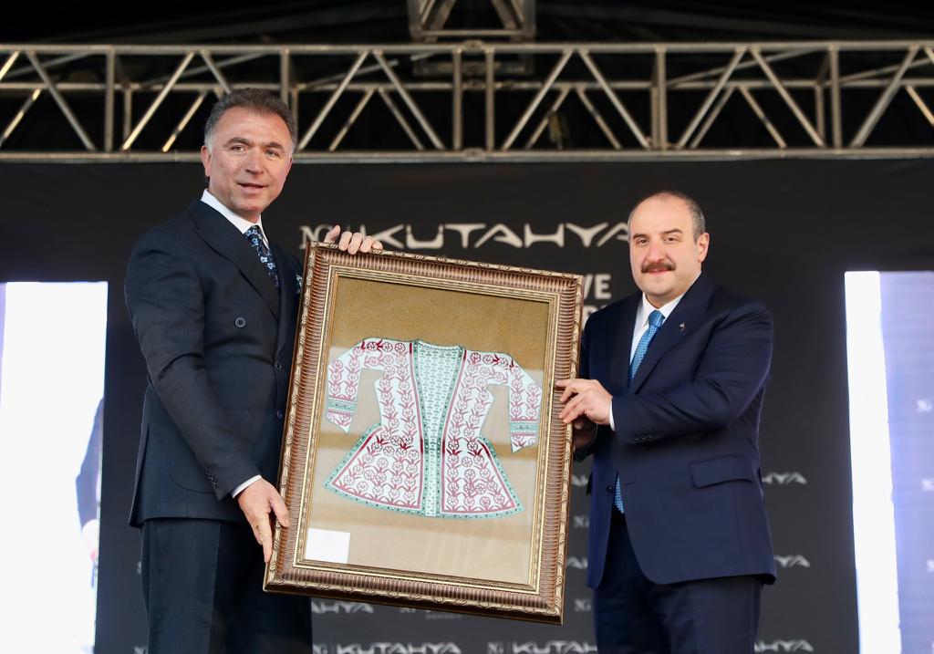 NG KÜTAHYA SERAMİK 100 MİLYON AVROLUK 8. FABRİKA YATIRIMININ STARTINI VERDİ MUSTAFA VARANK:
