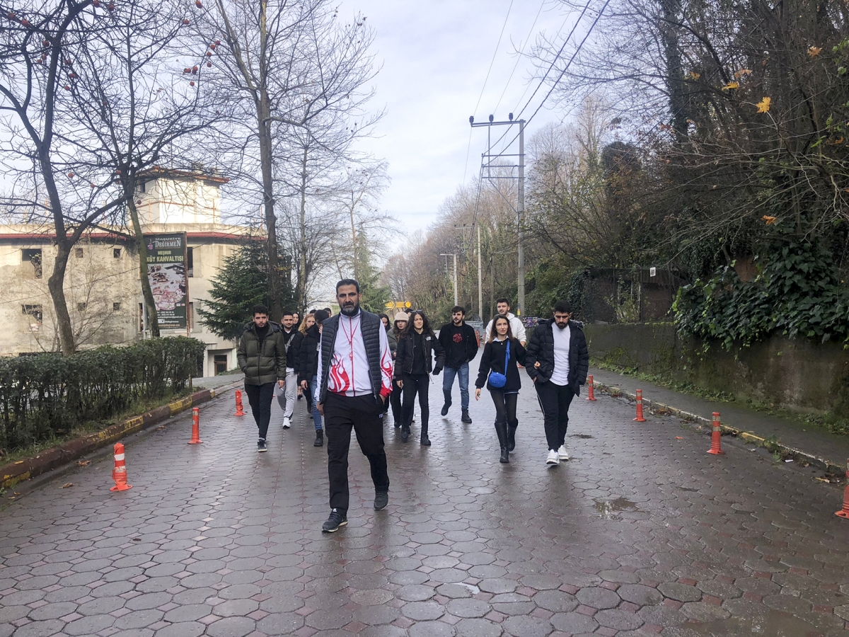 SUBÜ öğrencileri Kartepe’de saha gezisi yaptı
