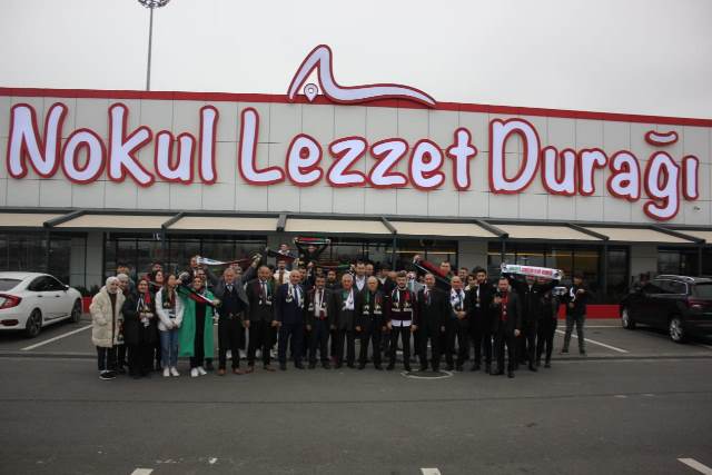 Büyük Gençlik Buluşması Ankara'da gerçekleşti (Haluk Levent Konseri)
