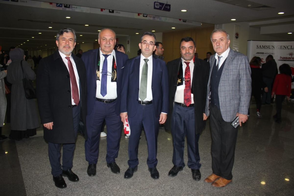 Büyük Gençlik Buluşması Ankara'da gerçekleşti (Haluk Levent Konseri)