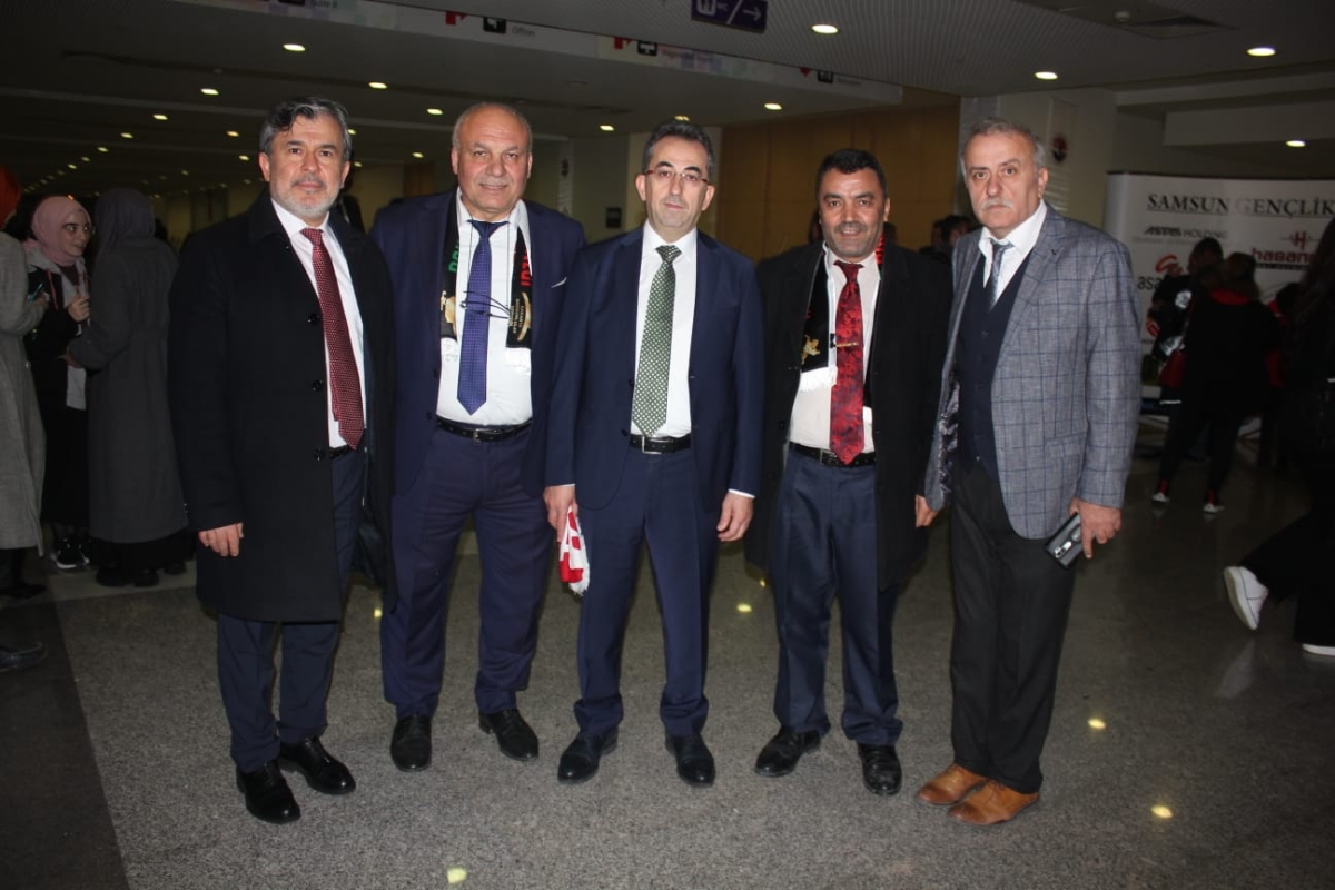 Büyük Gençlik Buluşması Ankara'da gerçekleşti (Haluk Levent Konseri)