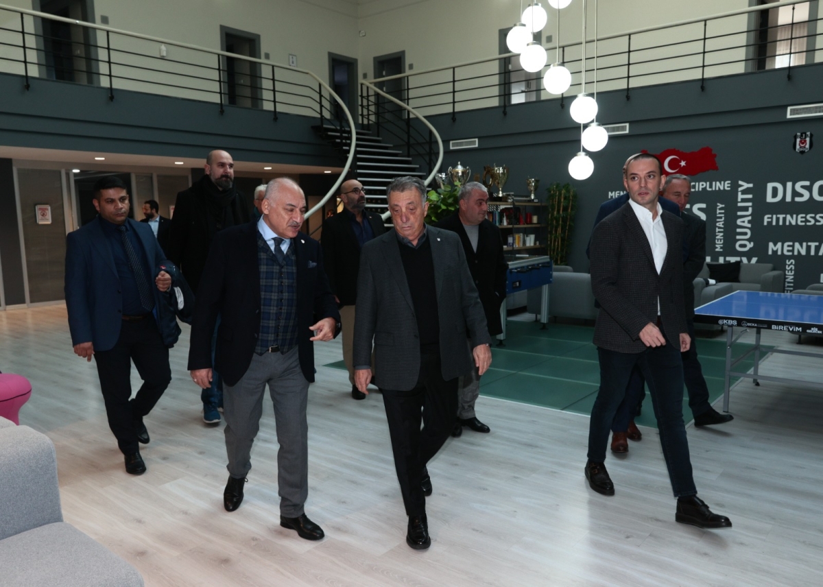 TFF Başkanı Mehmet Büyükekşi, Beşiktaş Kulübü’nü Ziyaret Etti
