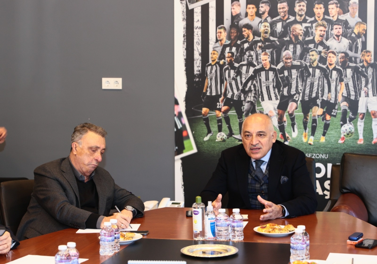 TFF Başkanı Mehmet Büyükekşi, Beşiktaş Kulübü’nü Ziyaret Etti