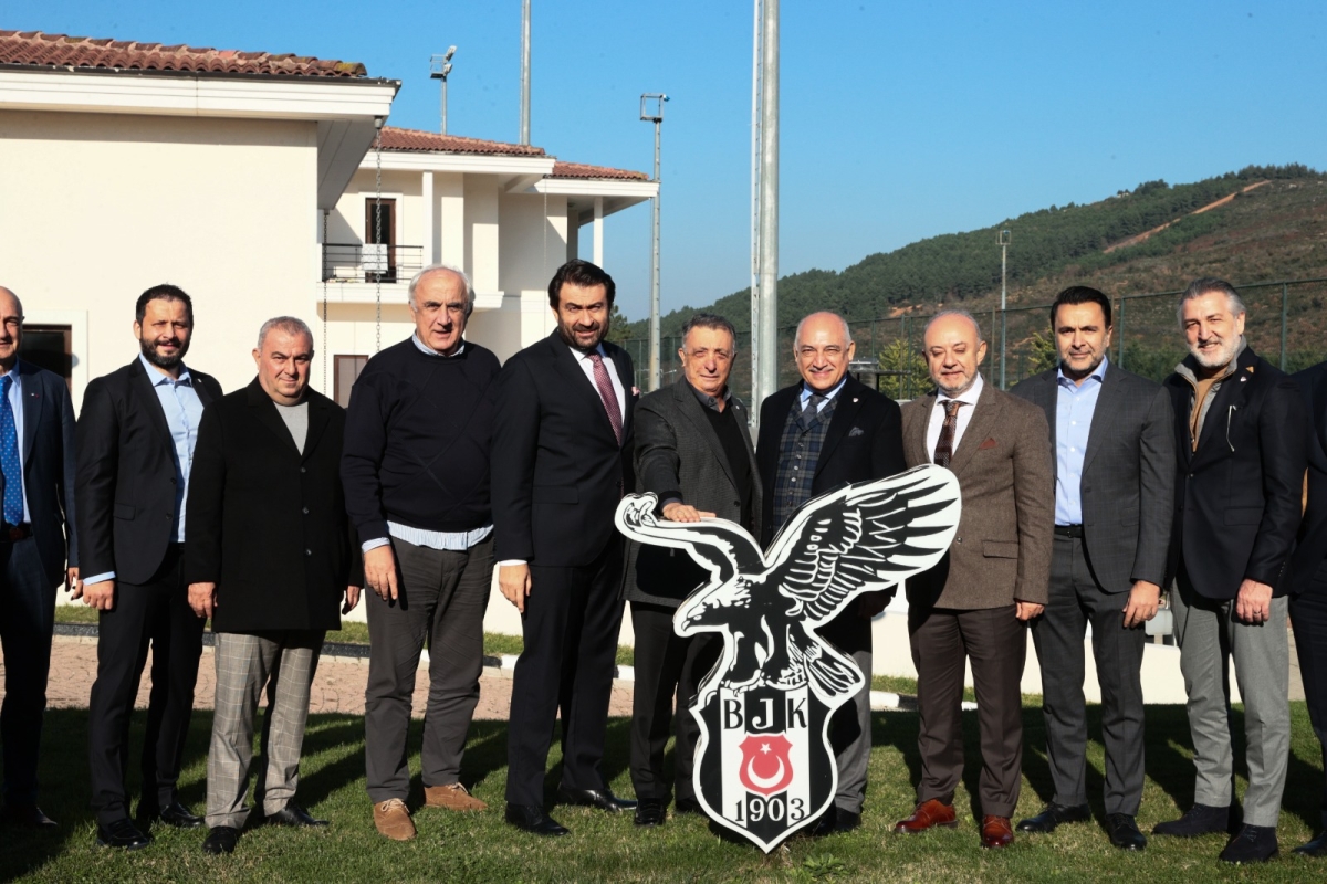 TFF Başkanı Mehmet Büyükekşi, Beşiktaş Kulübü’nü Ziyaret Etti